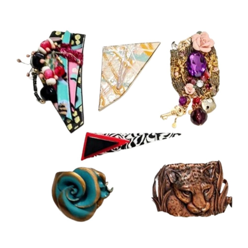 A Group Bundle of 6 1980s Vintage Assorted Styles Of Pins Brooches Jewelry